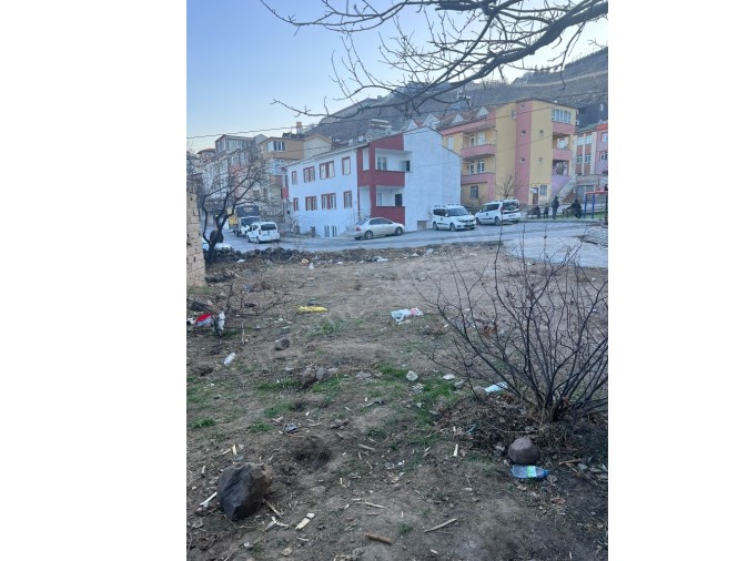 Danışmente 209M satlık arsa