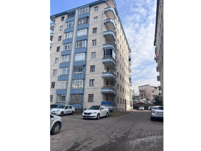 Osmanlıda cadde üstünde gb cepe ombili satlık daire