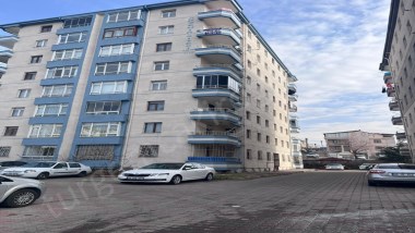 Osmanlıda cadde üstünde gb cepe ombili satlık daire