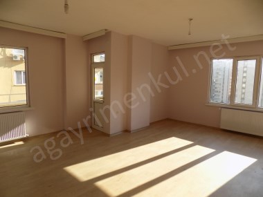 Menteşte İçi Sıfırlanmış Site İçi Ferah Daire