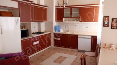 YAZ KIŞ OTURULABİLECEK GENİŞ FERAH DAİRE