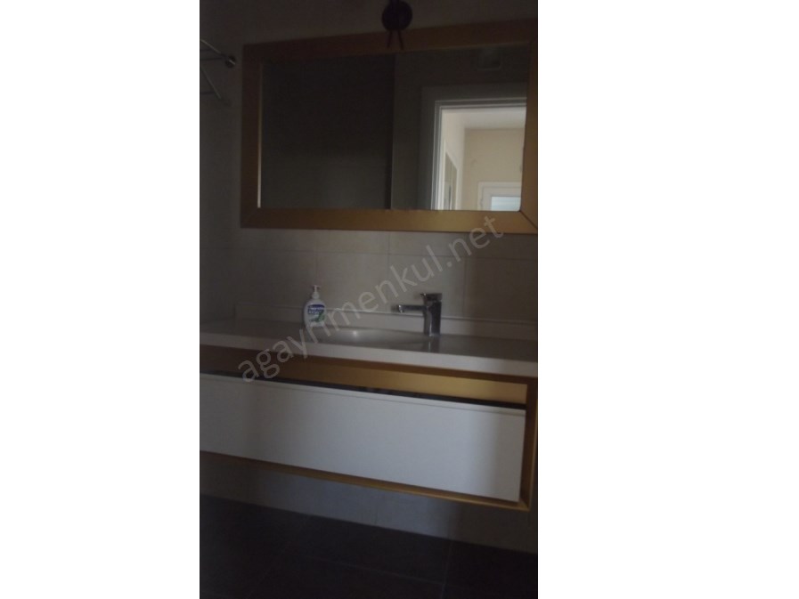 ŞEHİR MERKEZİNDE HAVUZLU DONANIMLI SATILIK 3+1 DAİRE