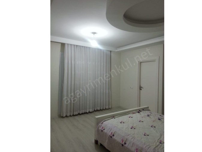 Mezitlide 2+1 Bir Yaşında Cift Banyolu Daire