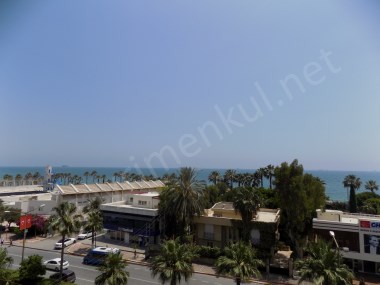 Ana Cadde Üzeri Deniz Manzaralı Daire
