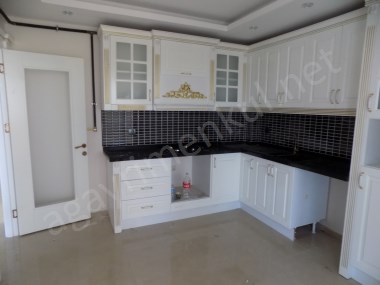 Kipaya Ve Caddeye Çok Yakın 3+1 Deniz Manzaralı Sıfır Daire
