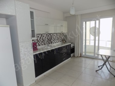 Üniversite Caddesi Üzeri 2+1 130 m2 Eşyalı Kiracılı Site İçi Satılık Daire