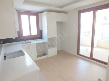 MERKEZİ KONUMDA SATILIK GENİŞ  3+1 DAİRE