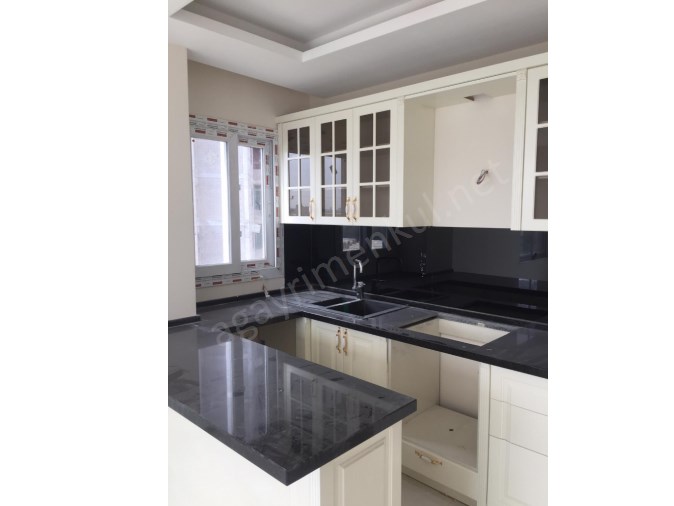 Üniversite Caddesi Yakını Sıfır 2+1 Daire