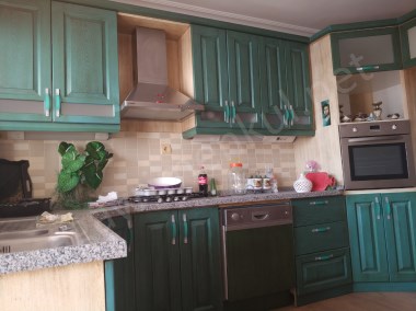 Mezitlide 3+1 200 m2 Yapılı Ferah İyi Konumlu Daire