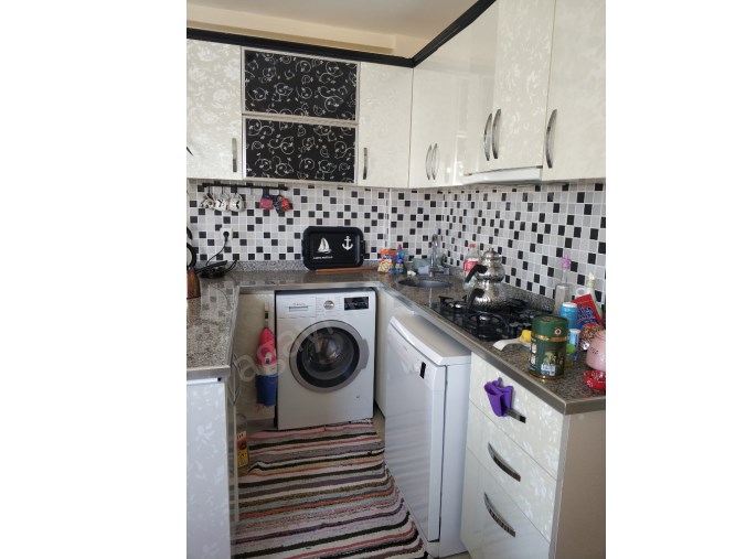 Sayaparka Yürüme Mesafesinde 2+1 Üç Cepheli Deniz Manzaralı Satılık Daire