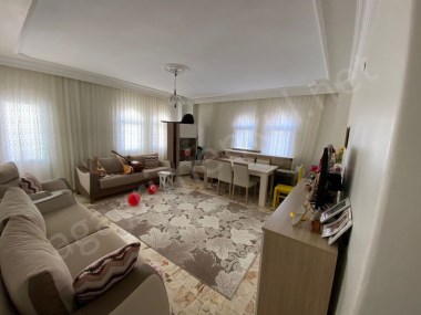 Mezitlide İçi Yapılı Anayola Sıfır 3+1 Satılık Daire