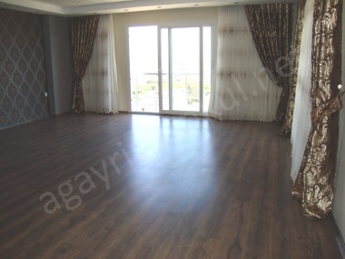 YENİŞEHİR BÖLGESİNDE GERÇEK 4+1  HAVADAR SATILIK DAİRE