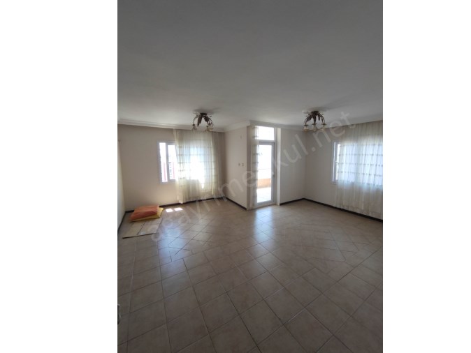 Sayapark Avm Civarı Site İçi 3+1 Bakımlı Satılık Daire
