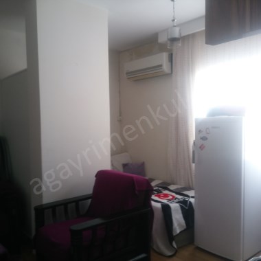ÜNiVERSİTE CADDESİ VE ANA CADDE YE YAKIN SATILIK 1+0 DAİRE