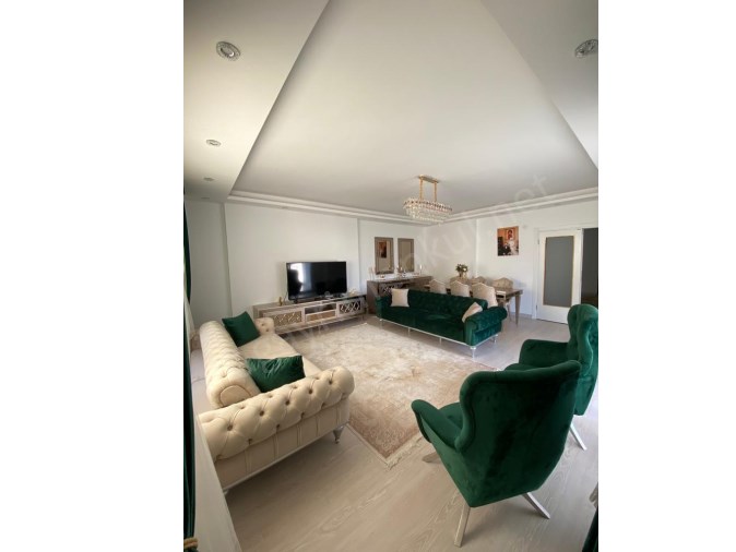 MEZİTLİ DE 215 m2 DOĞALGAZLI LÜKS 3+1 SATILIK  DAİRE