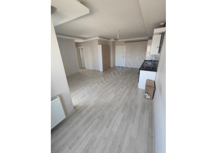 Çiftlikköyde Merkezi Konumlu Site İçerisinde 2+1 Satılık Daire