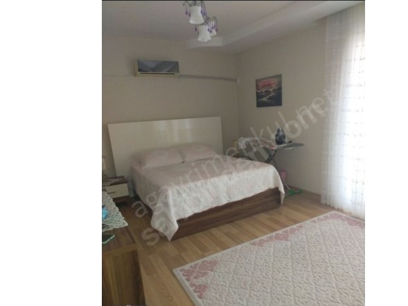 Mezitli Merkez Mahallesinde Merkezi Konumda 3+1 Satılık Daire