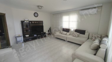 FİYATI DÜŞTÜ Valiliğe ve Sayaparka Yürüme Mesafesinde İyi Konumlu Site İçi 3+1 Satılık Daire