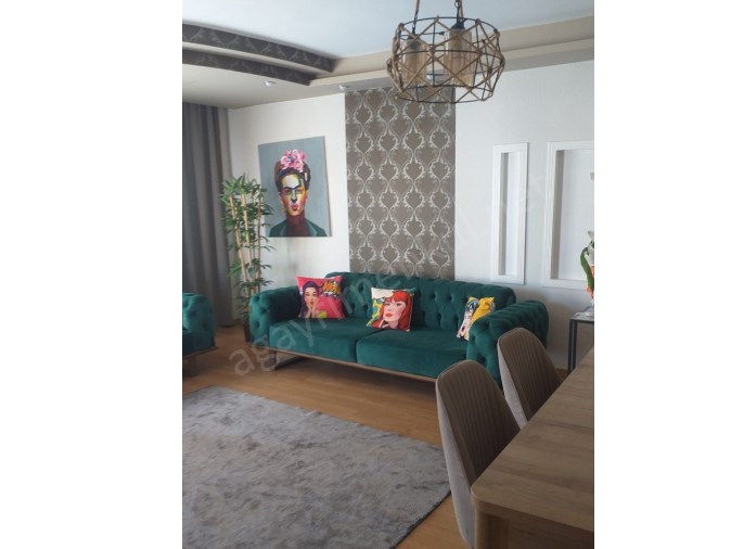 Mersin Mezitli Viranşehirde Site İçerisinde Geniş 3+1 Satılık Daire