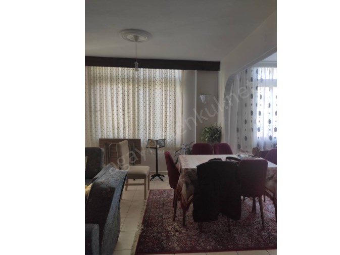 İNÖNÜ MAHALLESİNDE MERKEZİ KONUMLU 3+1 SATILIK DAİRE