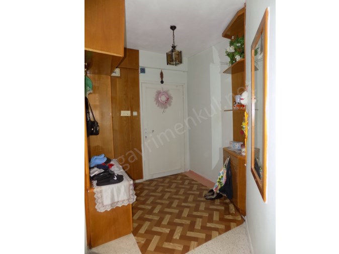 A GAYRİMENKULDEN ÜNİVERSİTE CADDESİNE YAKIN KONUMLU 3+1 SATILIK DAİRE 