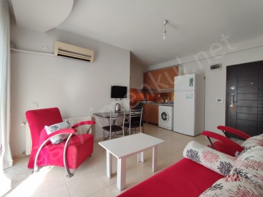 Adan ÜNİ CAD. GÖNÜL KAHVESİ Arkası Eşyalı 1+1 Daire