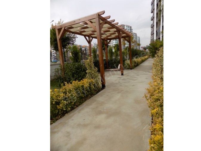 Deniz Manzaralı Sosyal Alanlı Lüks Site İçerisinde 1+1 Satılık Daire