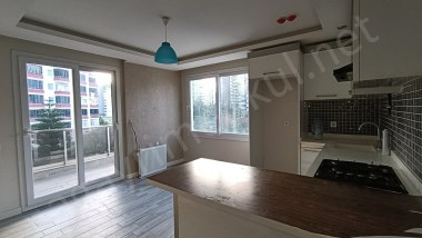 Adan ÇİFTLİKKÖYün En Merkezi Konumunda SİTE İÇİ 1+1 Daire