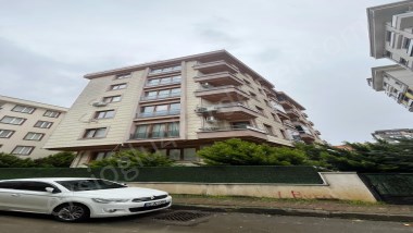 ÇEKMEKÖY  TAŞDELEN MAHALLESİNDE KİRALIK 2+1 110M2 DAİRE