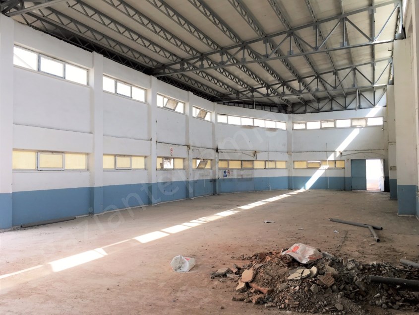 Gaziantep Organize Sanayi'de Kiralık 2200 m2 Fabrika...