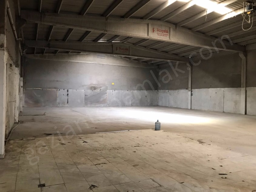 GAZİANTEP ORGANİZE SANAYİ'DE KİRALIK 600 M2 FABRİKA - DEPO