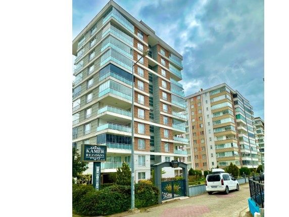 Giresunun Merkez Teyyaredüzünde, Kamer Residenceta Kiralık 3+1 Lüx Dair