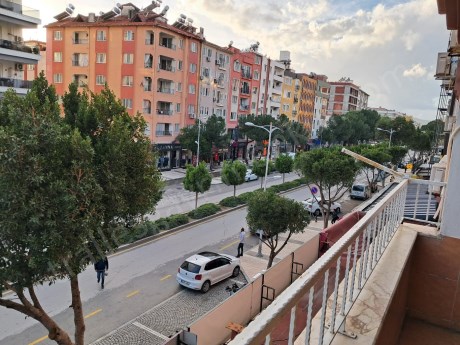 TRALLES GAYRİMENKULDEN ORTACADA SATILIK 3+1 DAİRE: