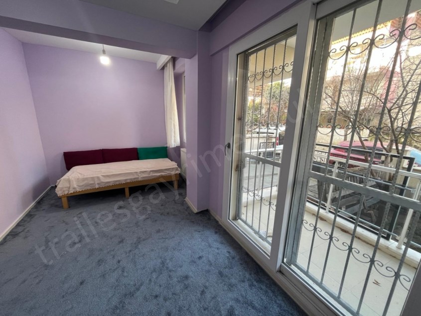 TRALLES GAYRİMENKULDEN KEMER MAHALLESİNDE KİRALIK 2+1 DAİRE: