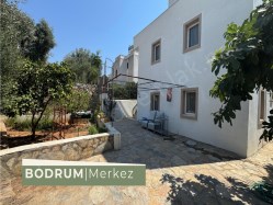 Bodrum Merkez Umurcada Satılık 2 Daire Birden