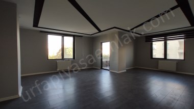 MERKEZDE AVUKATLAR VE MÜHENDİSLER İÇİN 2+1 KİRALIK OFİS