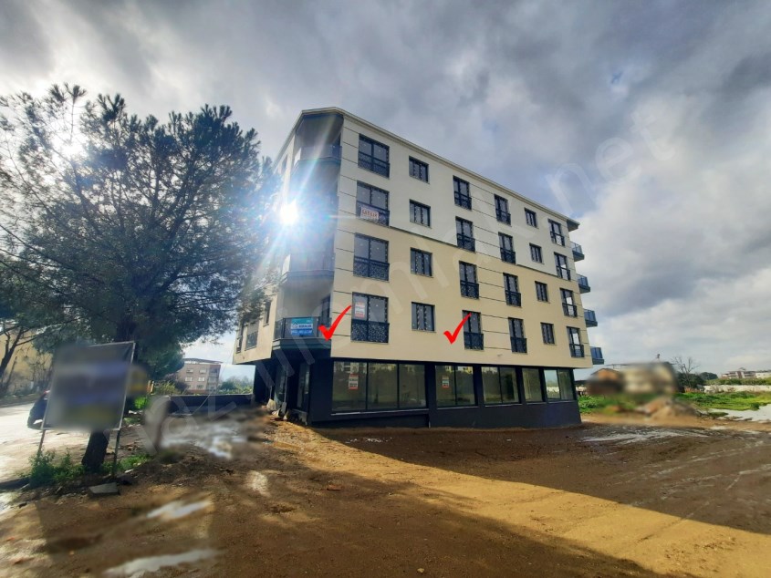 İsabeylide  asansörlü, cadde üzeri, yerden ısıtmalı 2.kat..