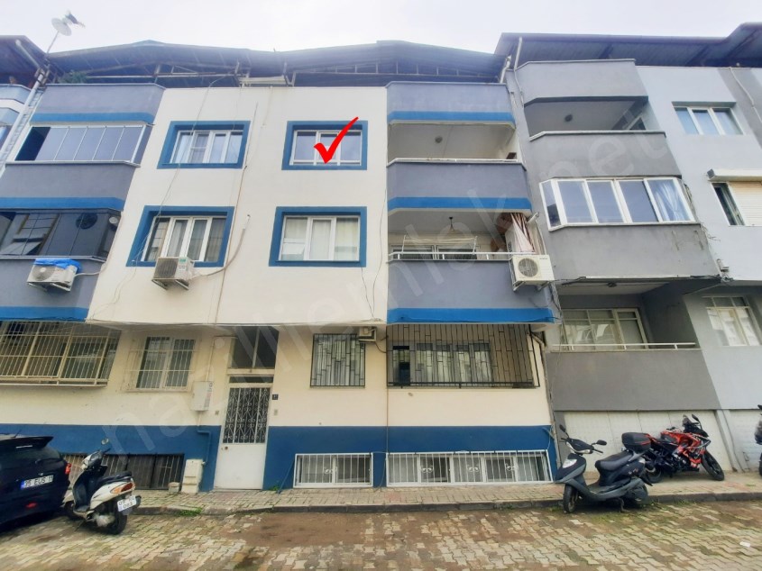 Zaferde şehir merkezine yakın, doğalgaz kombili 3.kat..