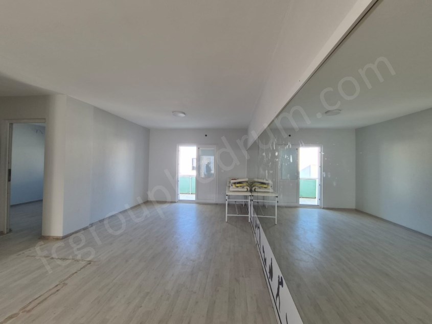 FC GROUPtan, Turgutreiste, Geniş, 2+1 Kiralık Ofis