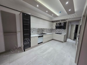 ESKİŞEHİR SÜMER MAHALLESİNDE KIZILYERDE KİRALIK 4+1   210m2 SIFIR DAİRELER