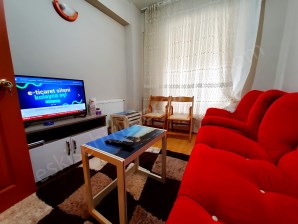 ESKİŞEHİR BÜYÜKDERE MAHALLESİ ATAKUL SOKAKDA KİRALIK 1+1 EŞYALI DAİRE