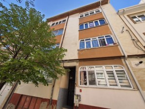 ESKİŞEHİR İSTİKLAL MAHALLESİ SELİM SK. KİRALIK 3+1 DAİRE