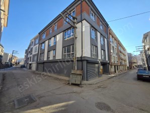 ESKİŞEHİR ÇAMLICA MAHALLESİNDE BİRLİK CADDESİ YAKINI KİRALIK 2+0 DAİRE
