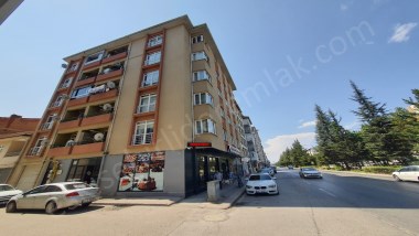 ESKİŞEHİR OSMANGAZİ MAHALLESİNDE KİRALIK 2+1 EŞYALI DAİRE