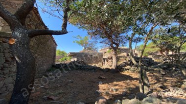 ÇANAKKALE İLİ AYVACIK İLÇESİ TAMIŞ KÖYÜ %80 KÖY İÇİ İMARLI ARSA