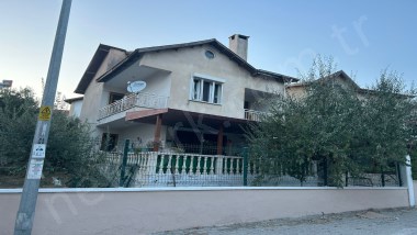 VILLA FOR SALE IN KÜÇÜKKÖY