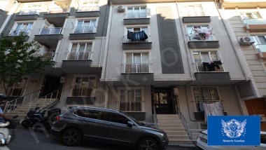 ZÜMRÜTEVLERDE KİRALIK DAİRE 2+1 KOMBİLİ ÖN CEPHE