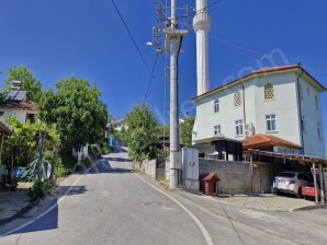 GEBZE TEPEMANAYIR MERKEZİNDE 448 M2 ARSA YOLA CEPHELİ ELEKTRİK SU VAR