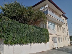 KONAKTA MÜSTAKİK 3 KATLI EVİN 1.VE 2.KATLARI SATILIK