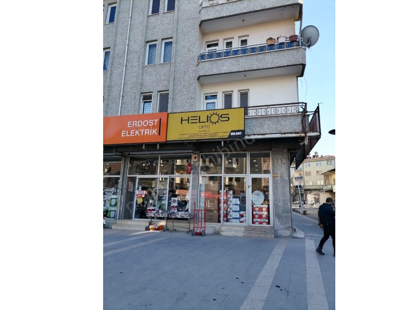 SATILIK  İMAM HATİP OKULUNUN ALT KISMINDA DAİRE